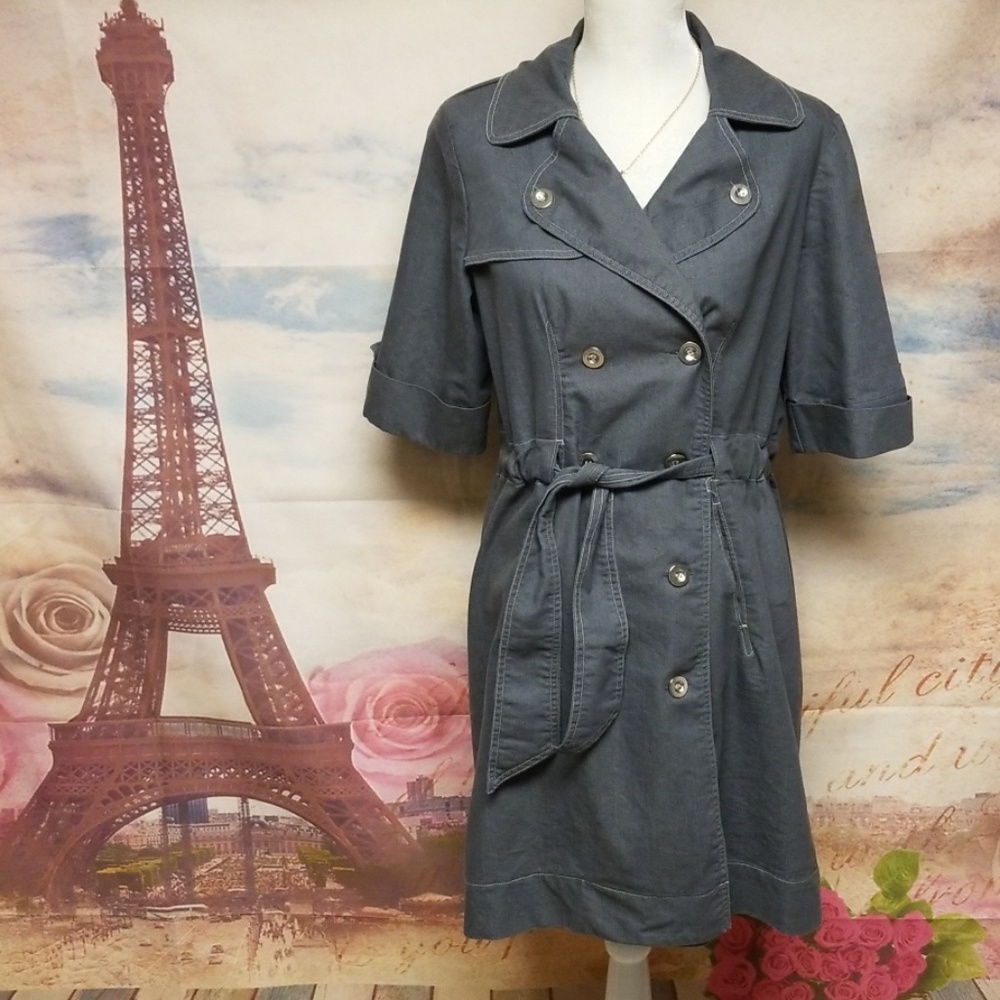 Robert Louis short sleeve coat
